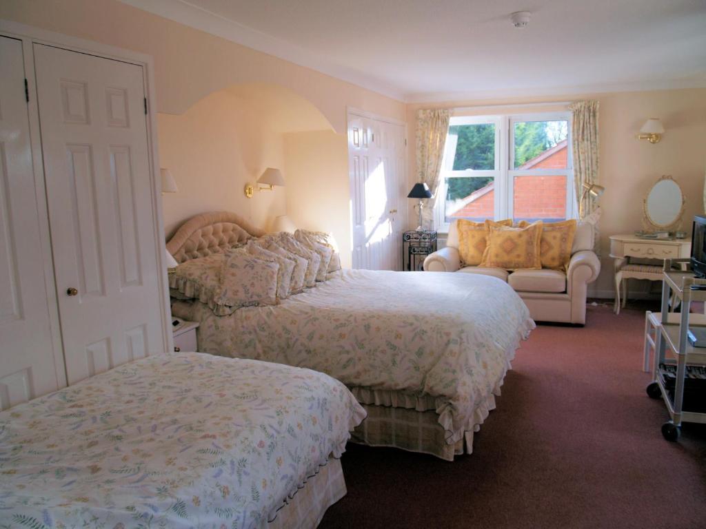 Meadow House Hotel Burwell  ภายนอก รูปภาพ